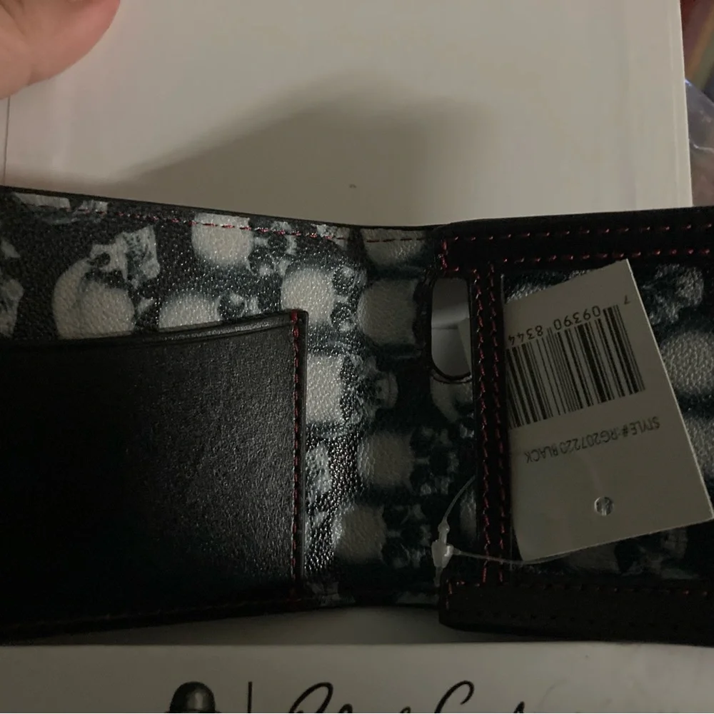 Robert Graham this item